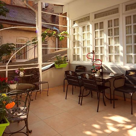 Bon Voyage Hostel Tbilisi Luaran gambar