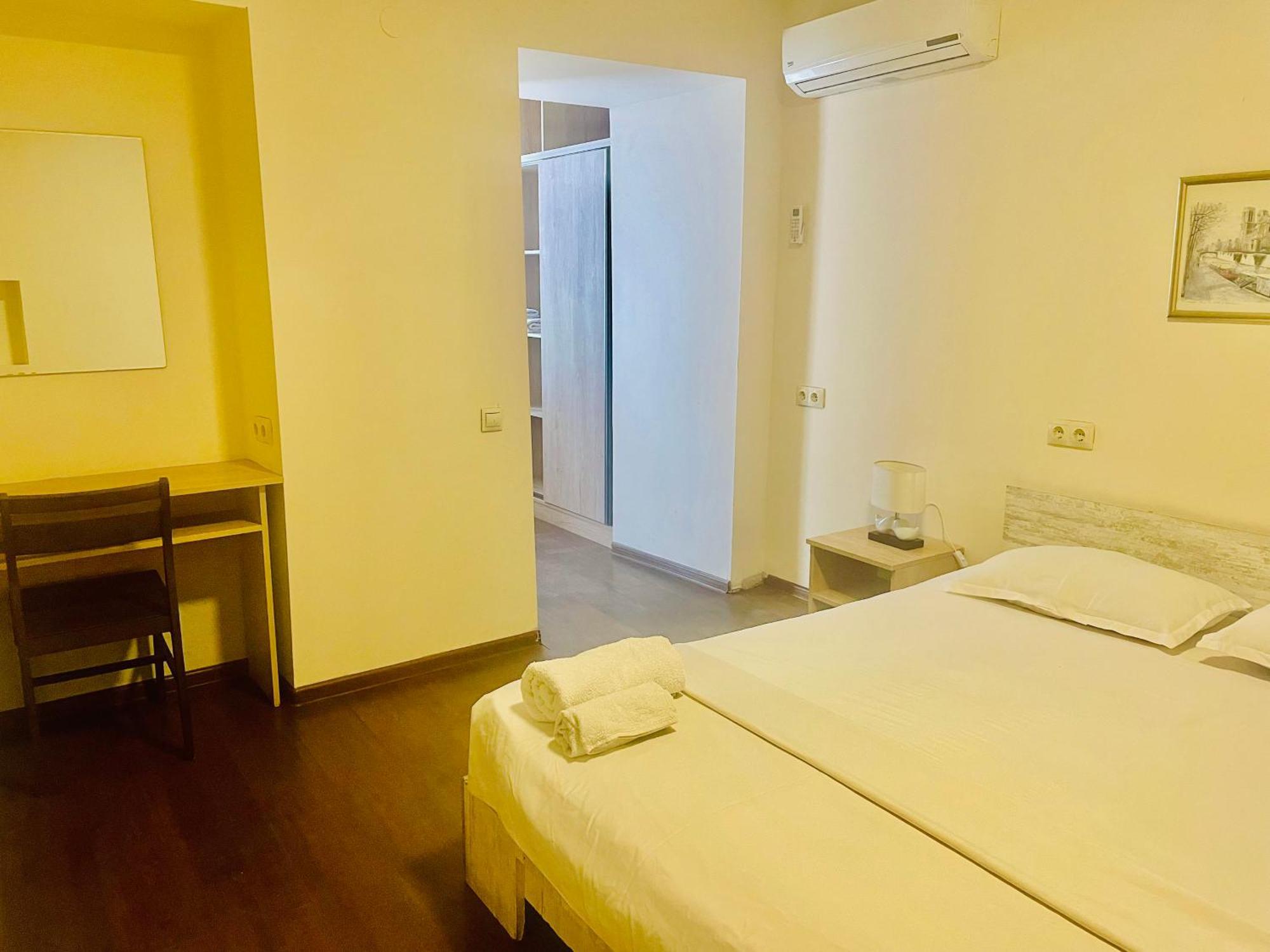 Bon Voyage Hostel Tbilisi Luaran gambar