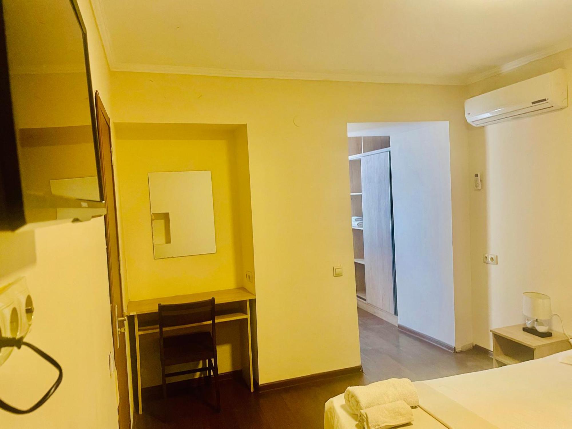 Bon Voyage Hostel Tbilisi Luaran gambar