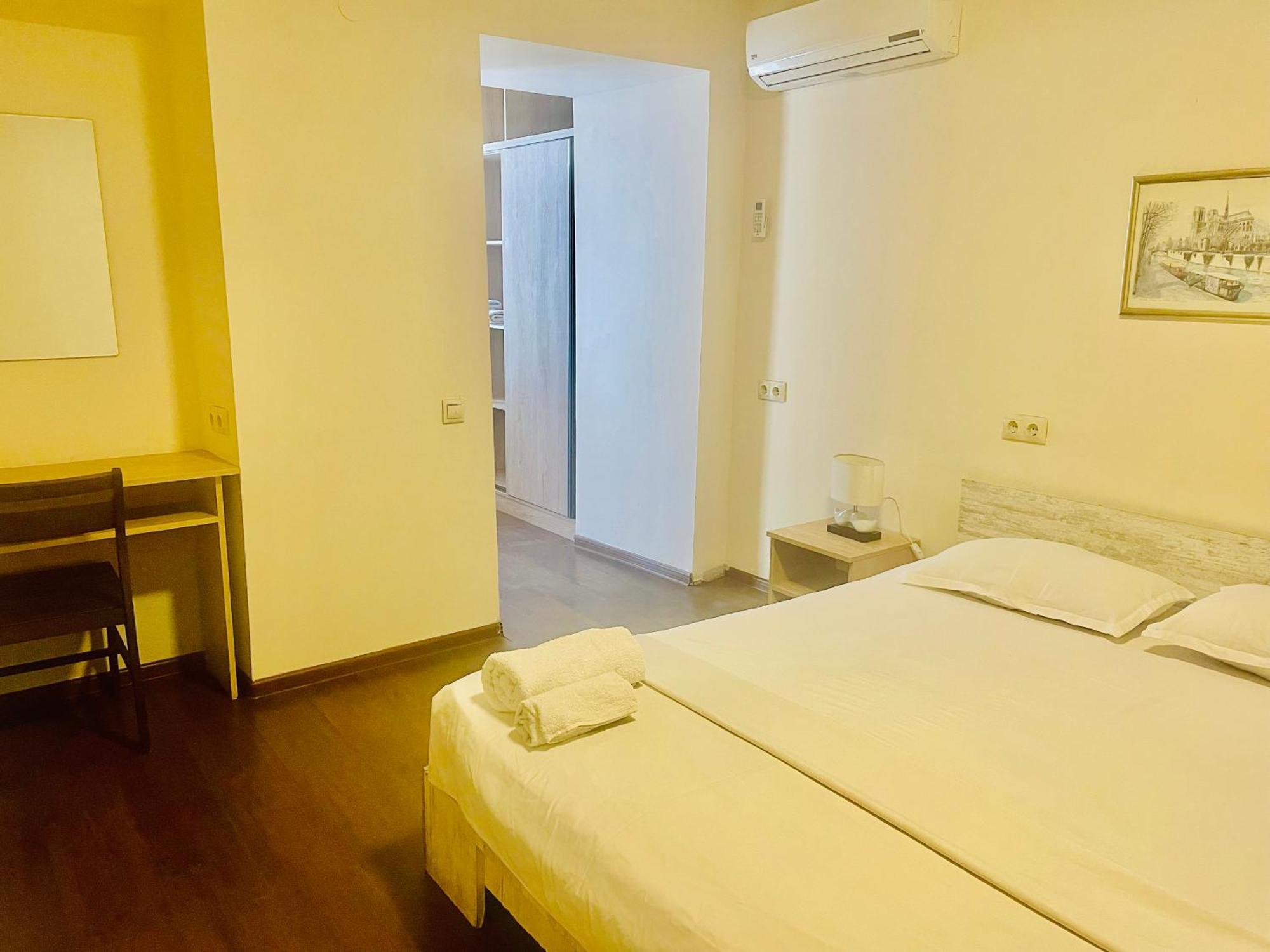 Bon Voyage Hostel Tbilisi Luaran gambar