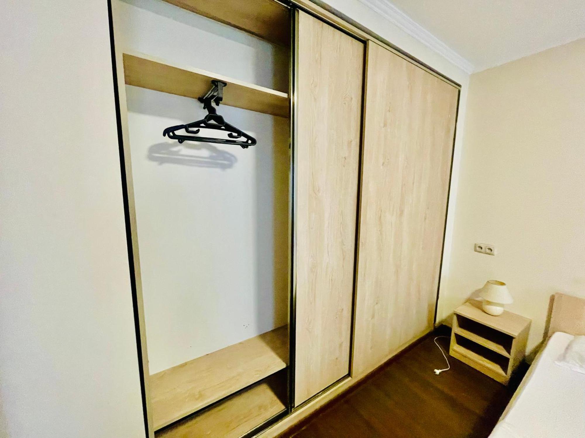 Bon Voyage Hostel Tbilisi Luaran gambar