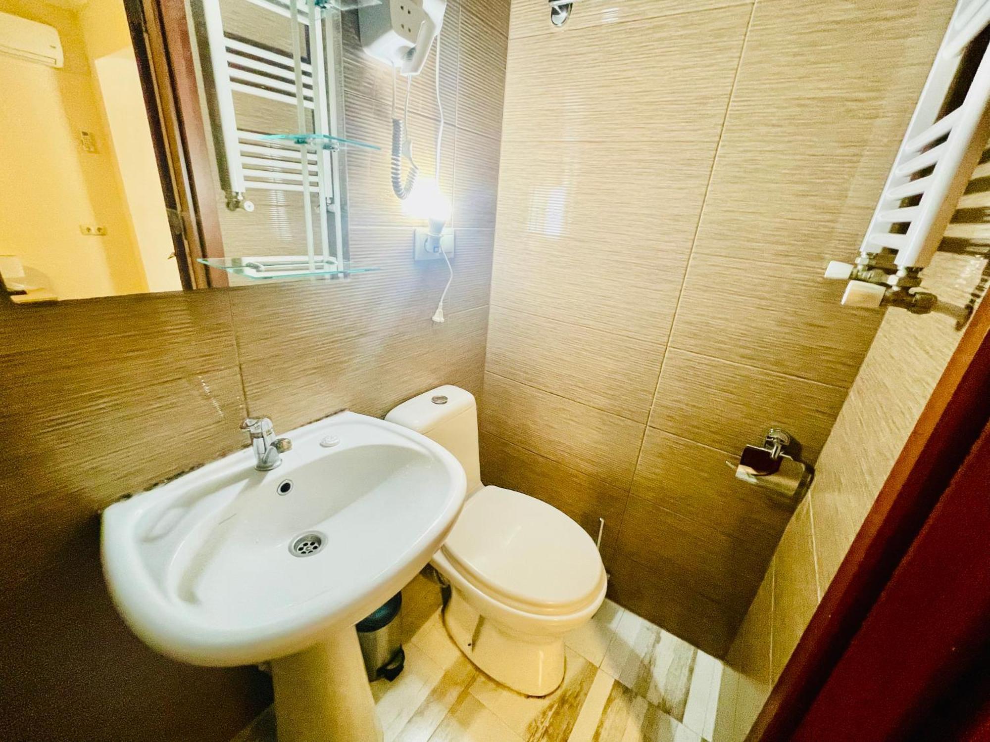 Bon Voyage Hostel Tbilisi Luaran gambar
