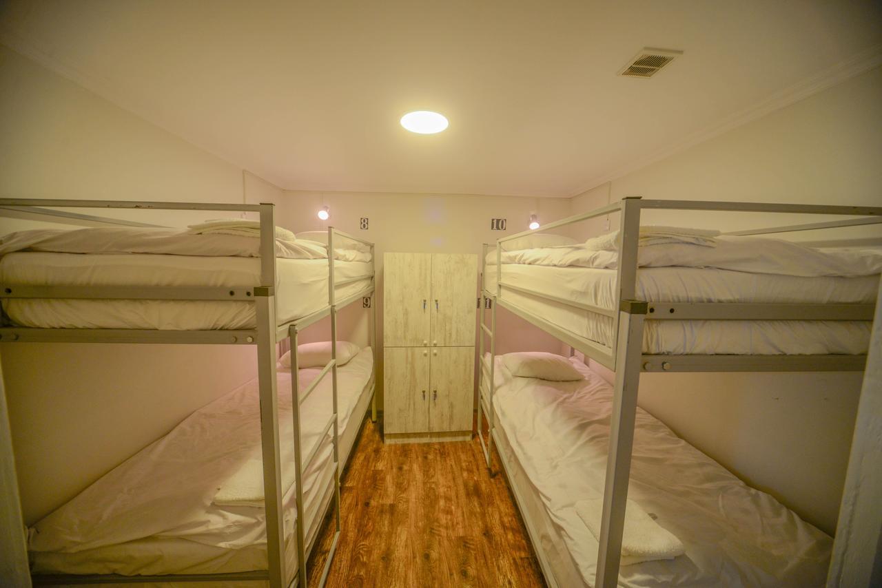 Bon Voyage Hostel Tbilisi Luaran gambar