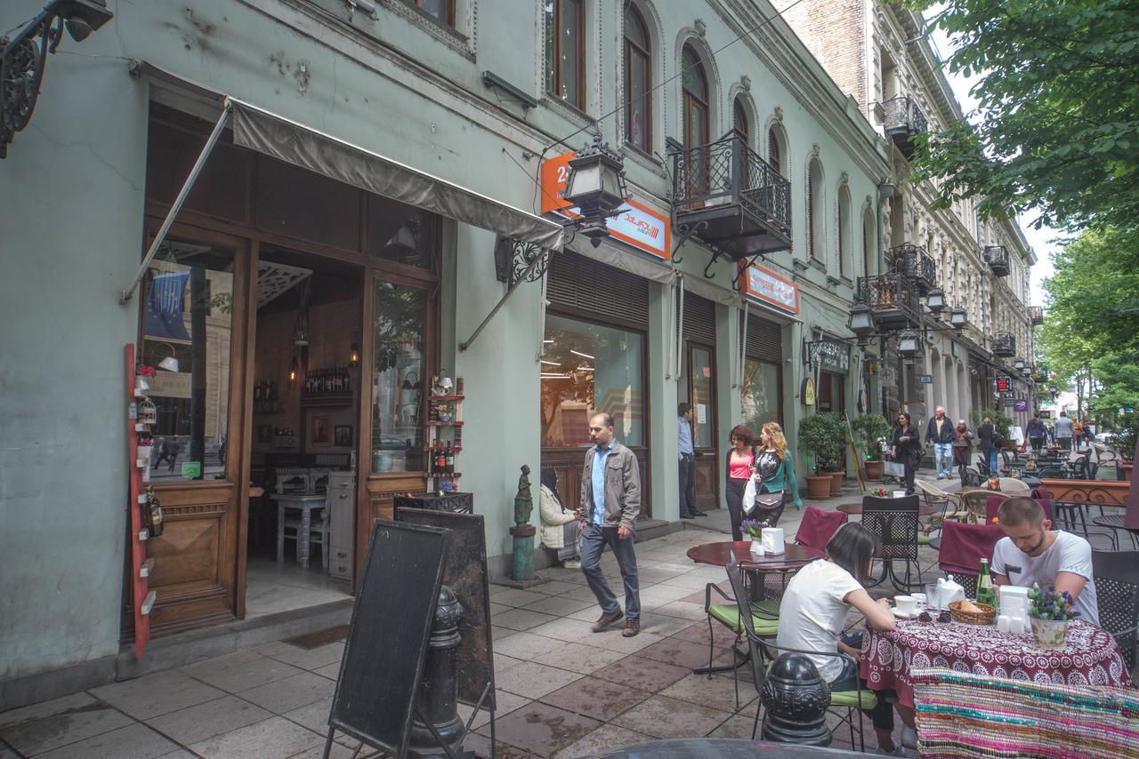 Bon Voyage Hostel Tbilisi Luaran gambar