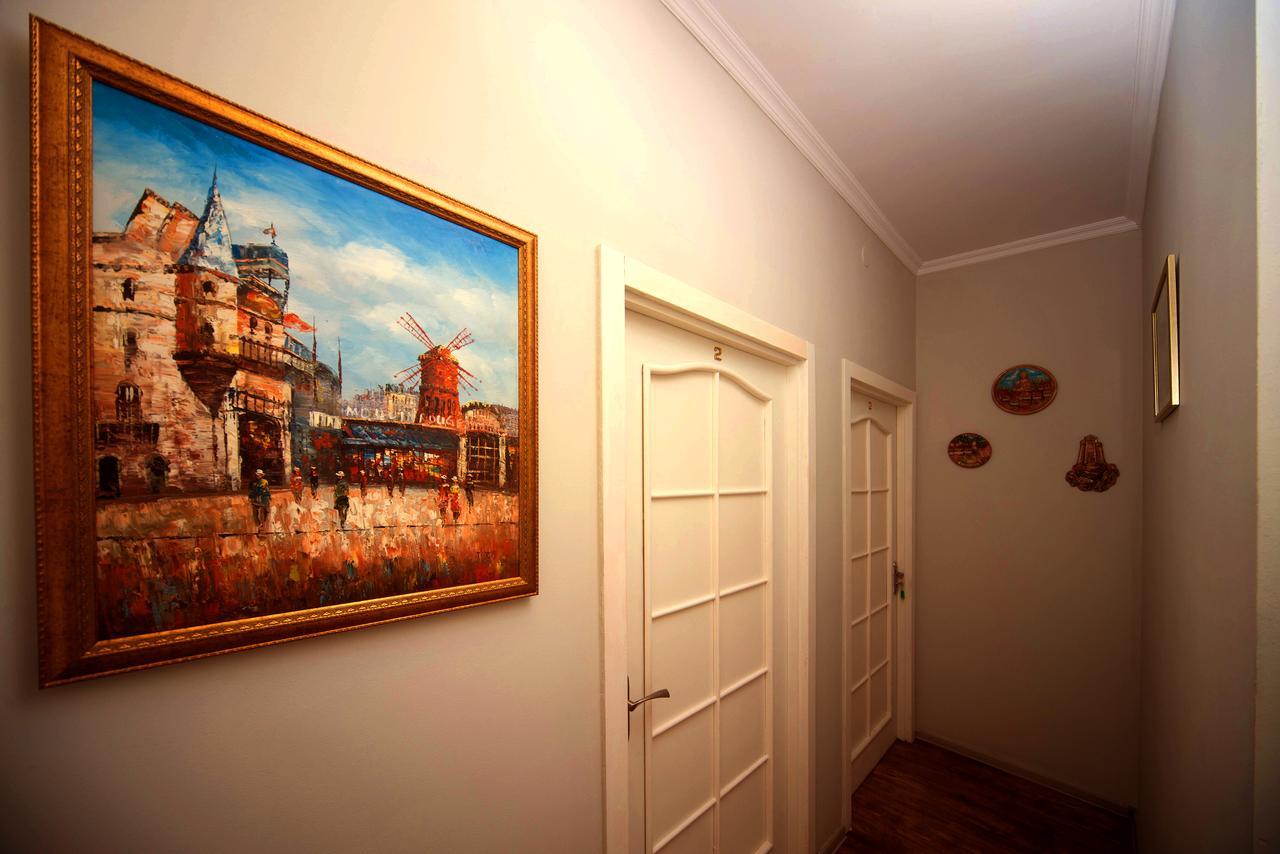 Bon Voyage Hostel Tbilisi Luaran gambar