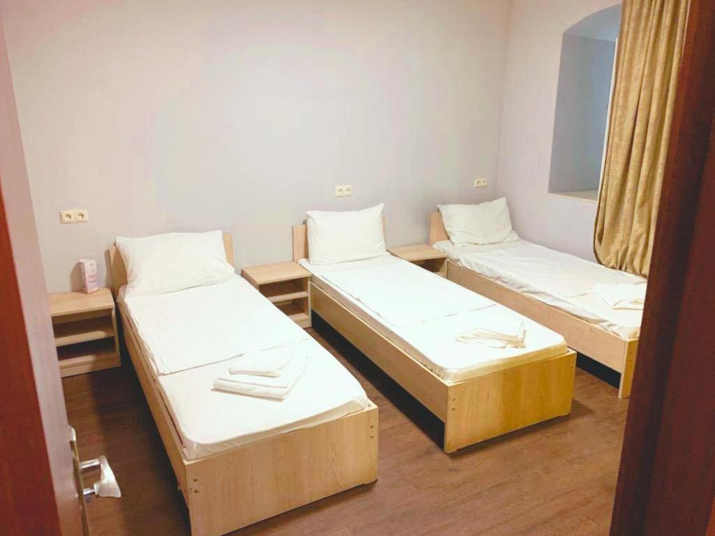 Bon Voyage Hostel Tbilisi Luaran gambar